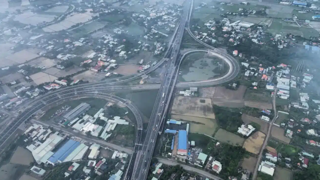 Hạ tầng giao thông kết nối liên vùng giúp Vinhomes Green City Long An trở thành tâm điểm phát triển mới.